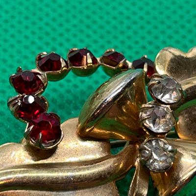 VINTAGE PIN BROOCH RED, CLEAR RHINESTONES