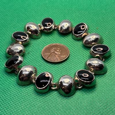 SILVER AND BLACK SEGMENT BRACELET