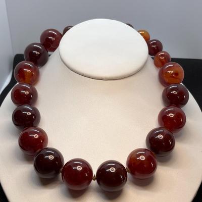 â€œKENNETH LANEâ€ LARGE AMBER BEADS NECKLACE