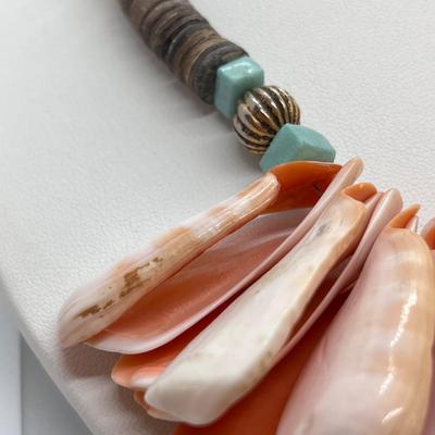 FABULOUS PACIFIC SOUTH SEAS NECKLACE