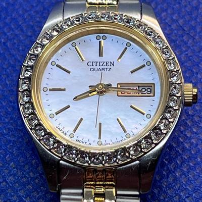CITIZEN LADIES QUARTZ WATCH