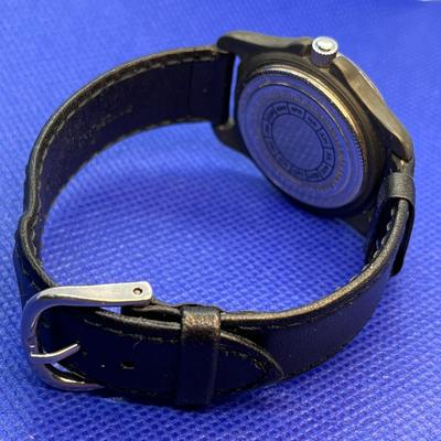 SWISS ARMY WRISTWATCH w/CALENDAR