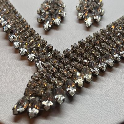 VINTAGE SWEEPING RHINESTONE NECKLACE, EARRINGS