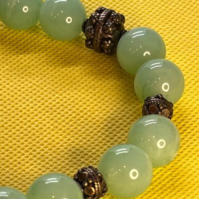 FABULOUS JADE COLOR BEAD NECKLACE