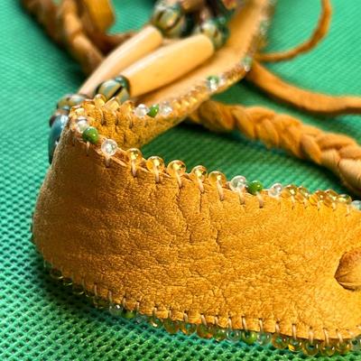 LEATHER w/TRADE BEAD HAT BAND