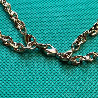 2 STRAND GOLD TONE NECKLACE w/RHINESTONES