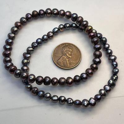 2 STRETCH BRACELETS REAL BLACK PEARLS