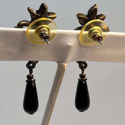 DARK RUBY RED DROP EARRINGS