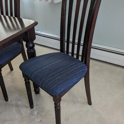 Dinec Dining Room Set