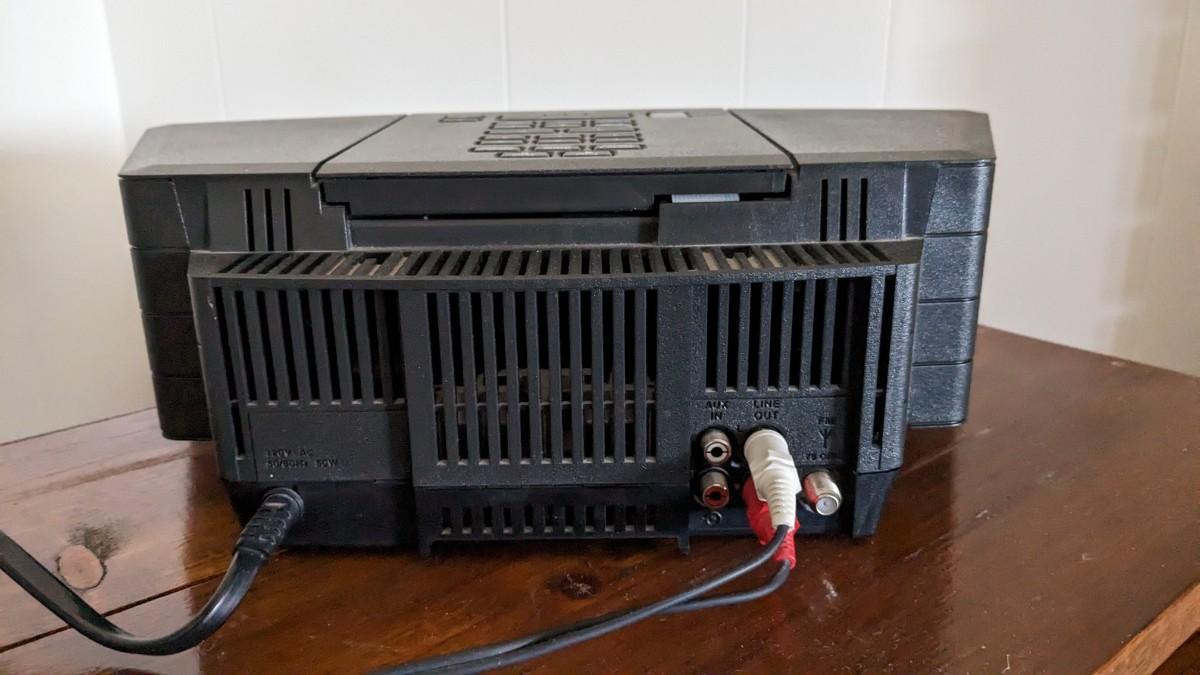 Bose wave cd player and radio estatesales