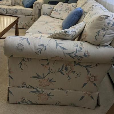 Granny Chic Living Room Set