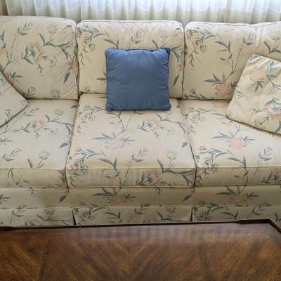 Granny Chic Living Room Set