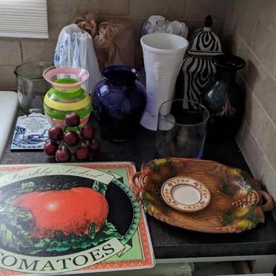 Contents of Lower SE Kitchen Cabinets 