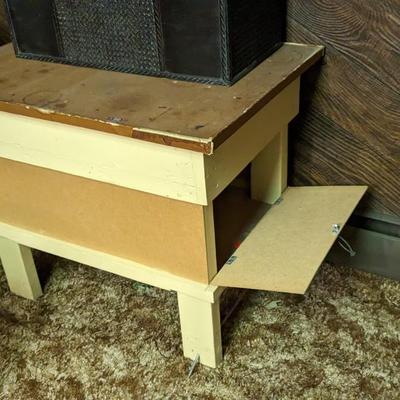 Small Furniture Grouping 2