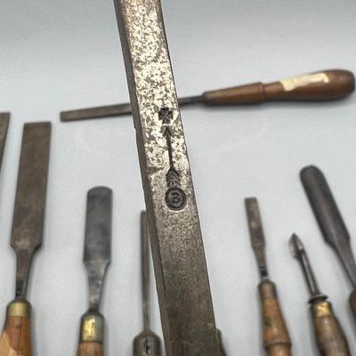 Antique 19th Century Lot of Cast Steel Carpenter Chisel Gouges Makers Mark Museum Pieces Tools