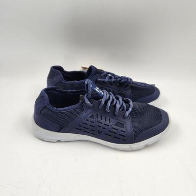 NEW W/ TAGS AVIA MENS 8.5 SNEAKERS