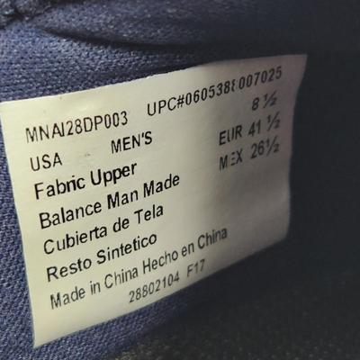 NEW W/ TAGS AVIA MENS 8.5 SNEAKERS