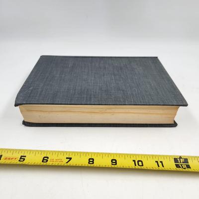 1969 IN THE WAKE OF THE SEA SERPENTS by BERNARD HEUVELMANS HARDBACK