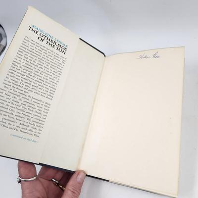 THE OTHER SIDE OF THE SUN by MADELEINE L'ENGLE HARD BACK