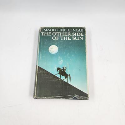 THE OTHER SIDE OF THE SUN by MADELEINE L'ENGLE HARD BACK