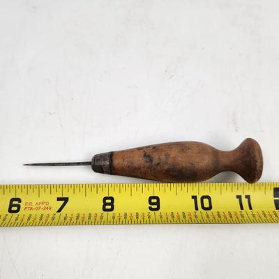 ANTIQUE WOODEN HANDLED ICE PICK