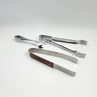 VINTAGE METAL THONGS BUNDLE