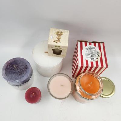 6 PC MULTI COLOR / SMELL UNUSED CANDLE BUNDLE