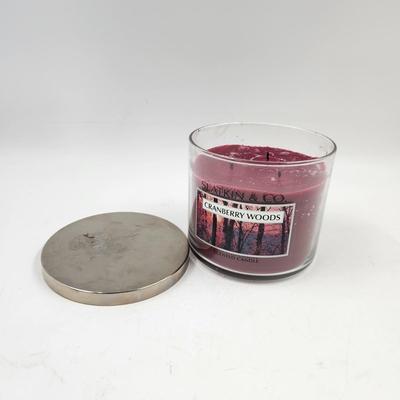 SLATKIN & CO CRANBERRY WOODS SLIGHTLY USED CANDLE