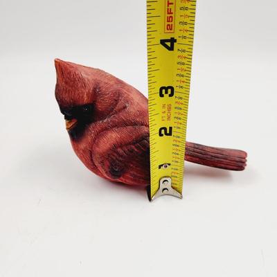 CUTE LITTLE CARDINAL DECOR
