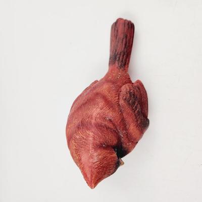 CUTE LITTLE CARDINAL DECOR