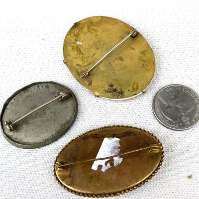 LOT 142 Antique Brooches Portrait + Micro Mosaic + Violets on Porcelain