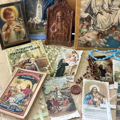 LOT 156 Vintage Religious Themed Group Wall Decor Prayer Cards Booklets Rosary's +