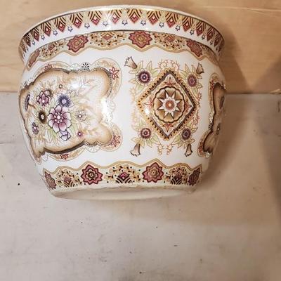 Flower pot