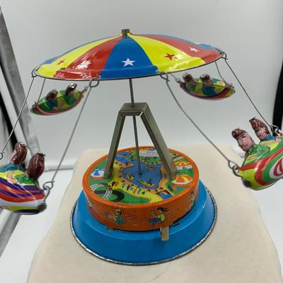Fantastic toy merry-go-round