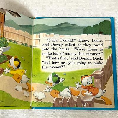 Vintage Walt Disney's Donald Duck's Lucky Day Children's Book