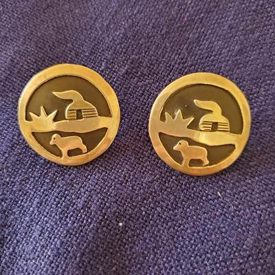 Navajo   T. Billy signed earrings