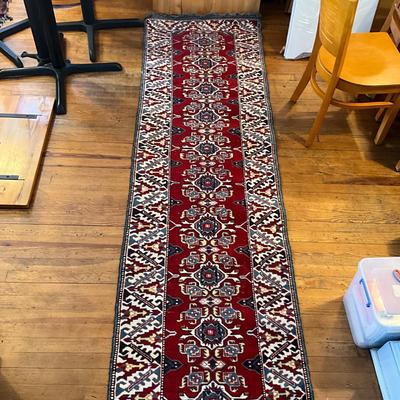 204 Oriental Wool 31" w x 9'4" Runner