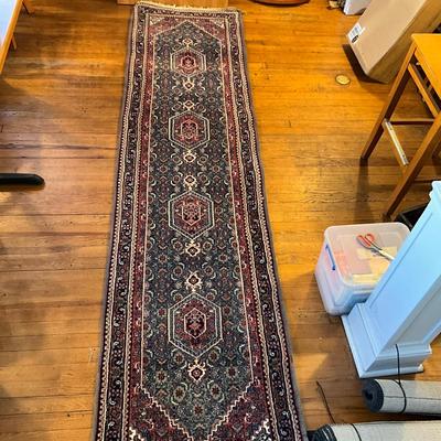 216 Oriental Blue Wool Rug Runner 30