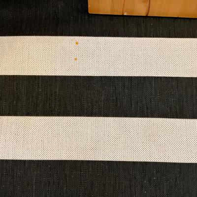 225 Black and White ESSENZA Indoor and Outdoor Area Rug 5' x 7'2"