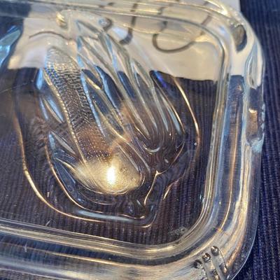 1940s Federal Glass Refrigerator Dish W/Chip in Lid