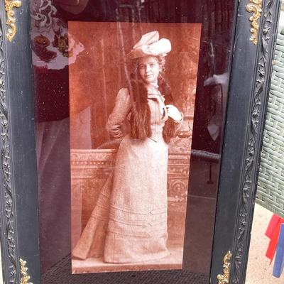 LOT 170 Victorian Ladies Loved Furs - Sheared Beaver Cape & Muff & Collars - Fur Collar - Cabinet Photos