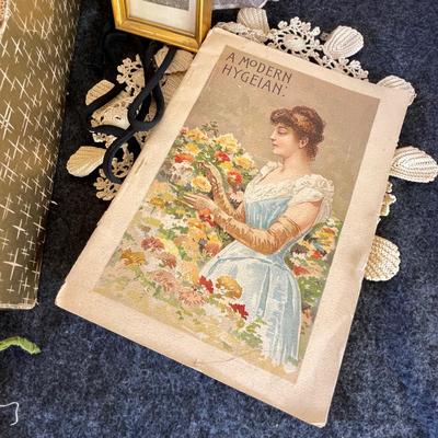 LOT 172 Group Antique Lace Pieces Collars Dress Pieces Handkerchiefs Bias Coat Dress