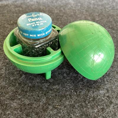 LOT 182 Art Deco Plastic Globe Inkwell Green