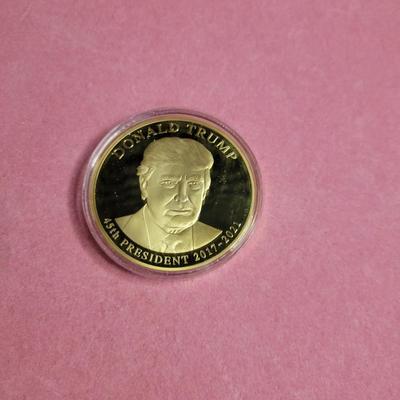 2017 24 kt gold layered Donald Trump 45th President Trial Dollar Coin
