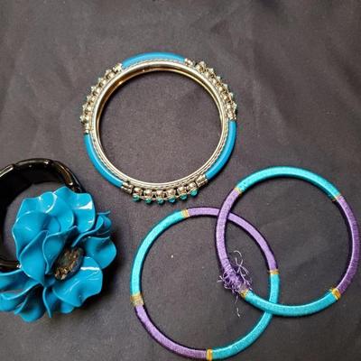 Bracelet Lot