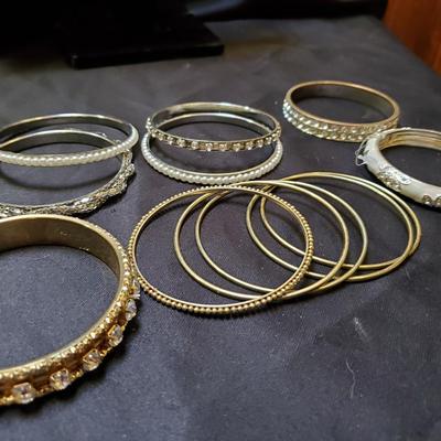 Bracelet Lot