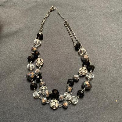 16â€ Black/Clear Double Layered Necklace