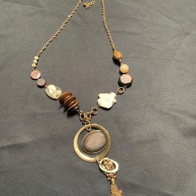 24â€ necklace with 6â€ pendant