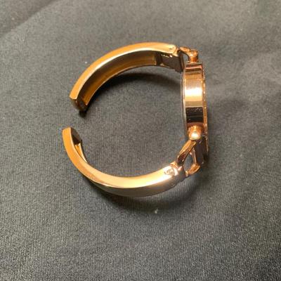 Rose gold Claw Watch