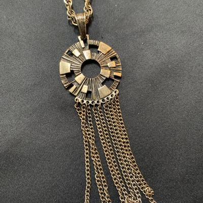 Vtg Sarah Covington Pendant With Chain